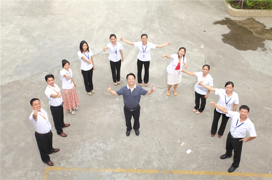 毅廷專業(yè)喇叭生產(chǎn)廠家合照 毅廷專業(yè)喇叭生產(chǎn)廠家合照