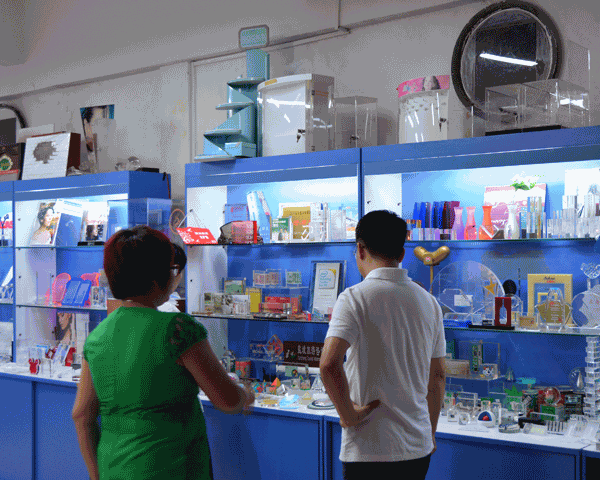 毅廷喇叭廠勇敢邁出第一步就是我們最大勝得 —牛商爭霸死黨互動學習共成長