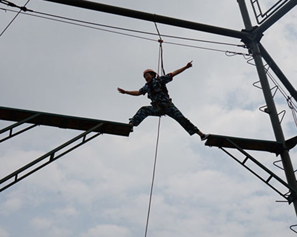 毅廷喇叭廠勇敢邁出第一步就是我們最大勝得 —牛商爭霸死黨互動學習共成長